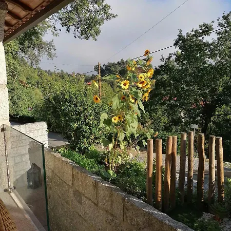 Guest house Casa No Geres Com Piscina Privada